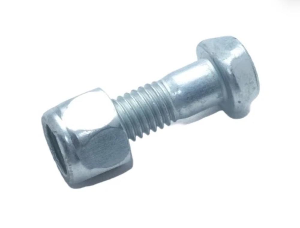 Болт карданный 2101 с гайкой М8х26