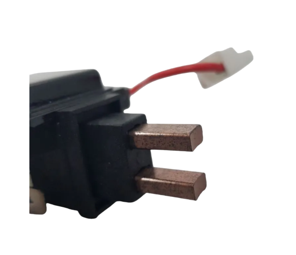 Реле-регулятор генератора 2123 845.3702