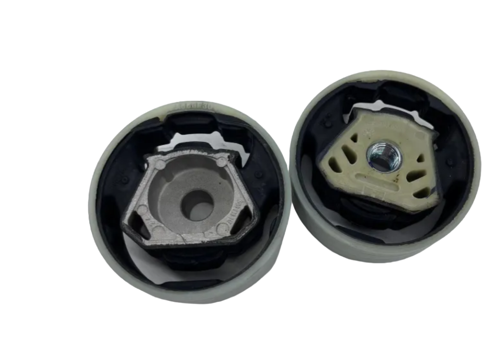 Подушка двигателя "VIKA" (комплект) передняя SKODA OCTAVIA SUPERB VW TIGUAN 11981635301