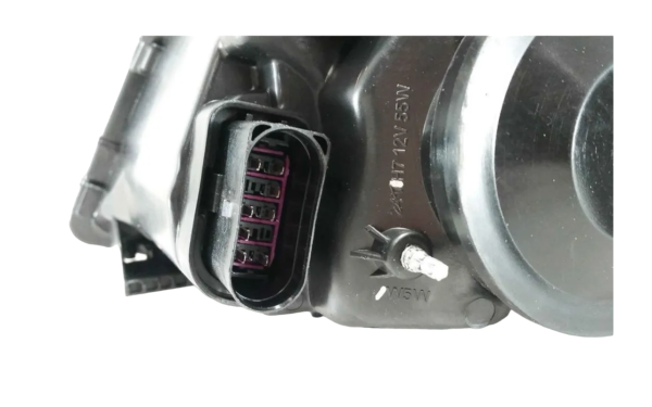 Фара VW POLO 14- SEDANPOLO 09-13 HBK RH ST-441-11D6R